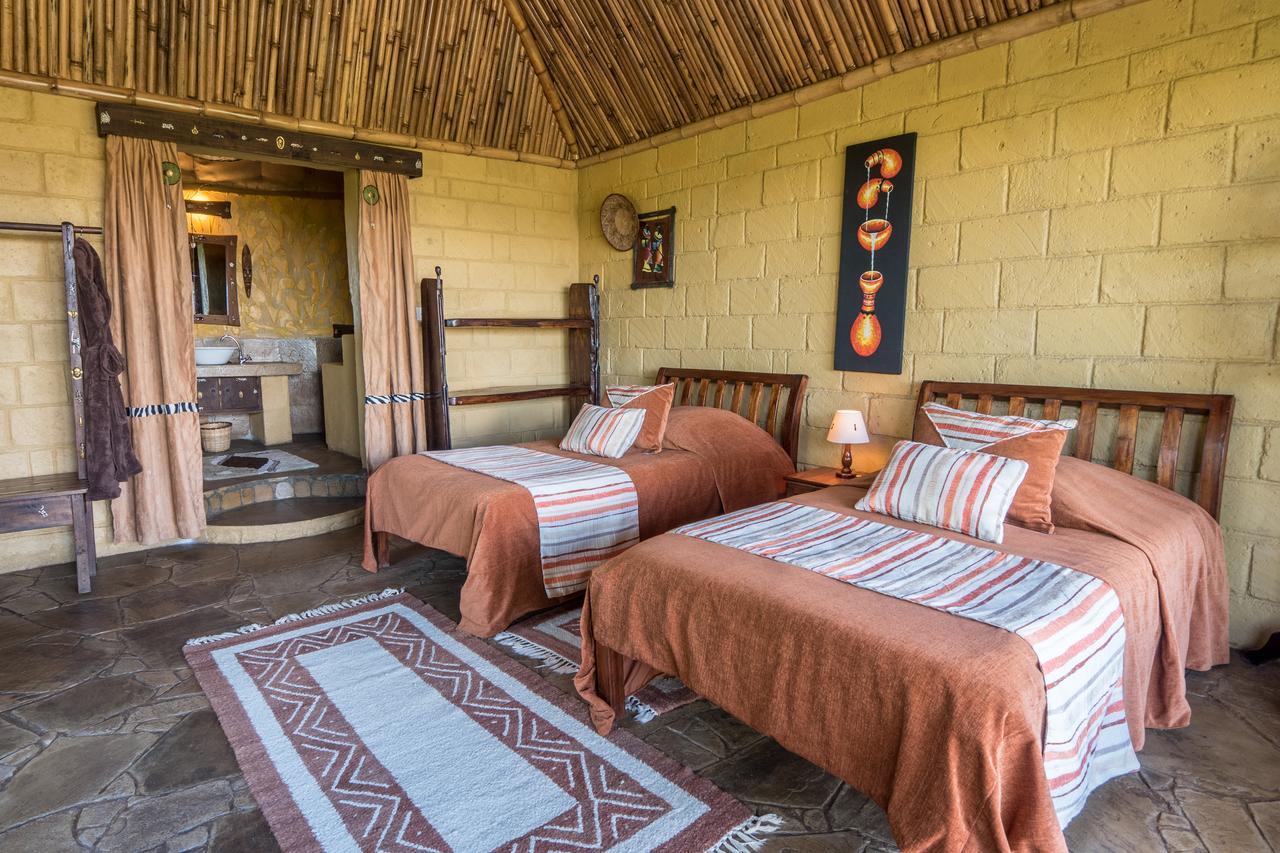 Rhino Watch Safarilodge Mweiga Экстерьер фото